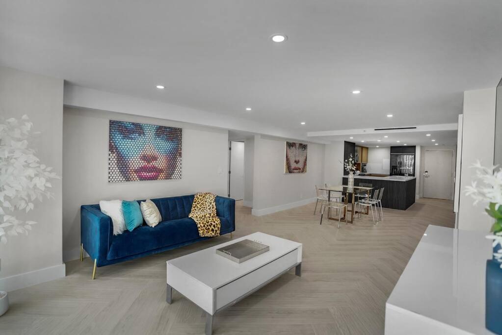 Appartamento Visions! Water And Skyline Views! Brand New Miami